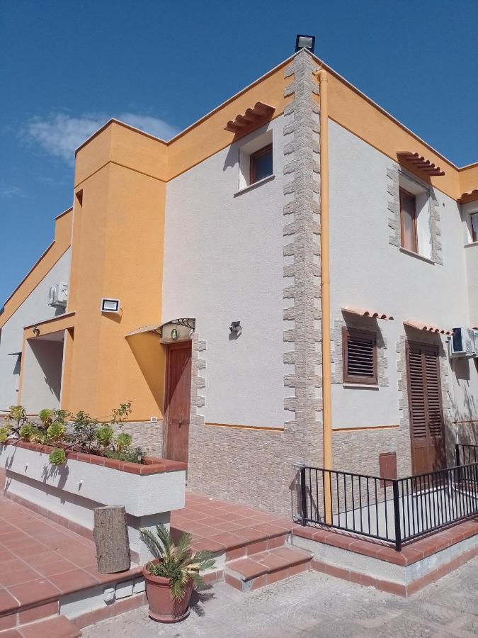 Casa Vacanze Butterfly تْرابْيا المظهر الخارجي الصورة